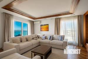 2-к квартира, вторичка, 110м2, 18/25 этаж