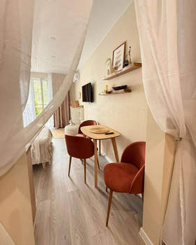 Студия квартира, вторичка, 28м2, 11/12 этаж