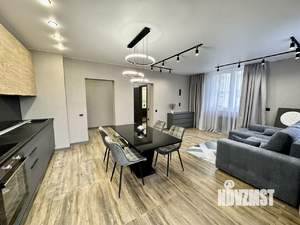 2-к квартира, вторичка, 63м2, 3/18 этаж