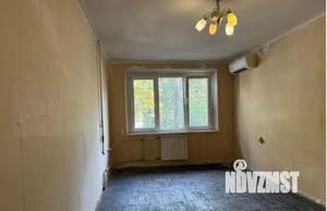 2-к квартира, вторичка, 49м2, 1/5 этаж