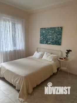 Студия квартира, вторичка, 32м2, 1/19 этаж