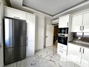 4-к квартира, вторичка, 104м2, 3/5 этаж