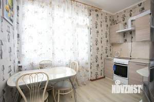 2-к квартира, вторичка, 62м2, 13/18 этаж