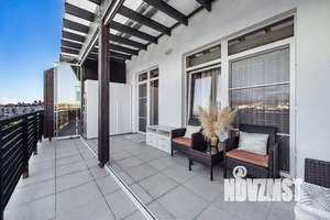 2-к квартира, вторичка, 61м2, 5/5 этаж
