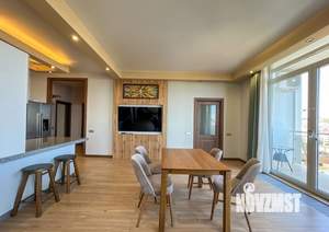 3-к квартира, вторичка, 88м2, 10/18 этаж