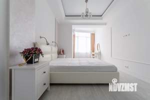 2-к квартира, вторичка, 90м2, 8/24 этаж