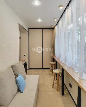 2-к квартира, вторичка, 40м2, 1/6 этаж