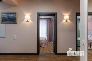 2-к квартира, вторичка, 93м2, 2/4 этаж