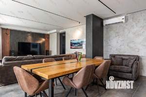 4-к квартира, вторичка, 200м2, 5/20 этаж