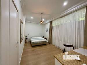 3-к квартира, вторичка, 95м2, 3/3 этаж