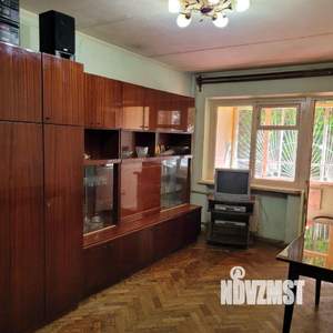 3-к квартира, вторичка, 56м2, 1/5 этаж