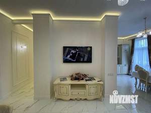 4-к квартира, вторичка, 220м2, 5/10 этаж