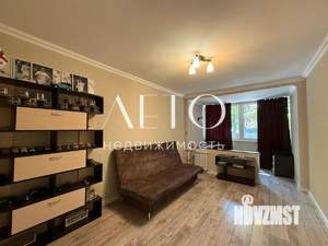 2-к квартира, вторичка, 52м2, 1/5 этаж