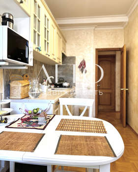 3-к квартира, вторичка, 61м2, 2/3 этаж