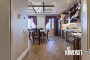 3-к квартира, вторичка, 160м2, 2/3 этаж
