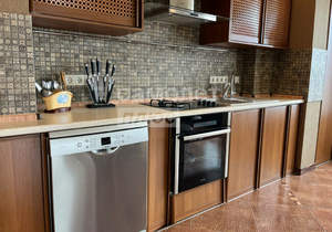 3-к квартира, вторичка, 148м2, 2/3 этаж