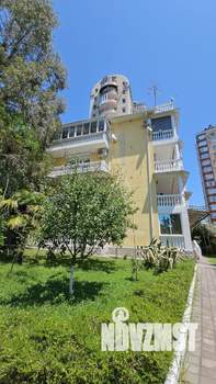 3-к квартира, вторичка, 104м2, 2/4 этаж