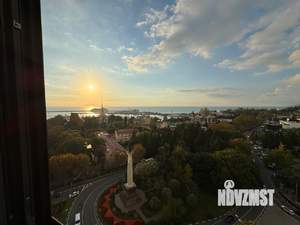 3-к квартира, вторичка, 94м2, 10/25 этаж