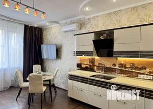 3-к квартира, вторичка, 100м2, 3/18 этаж