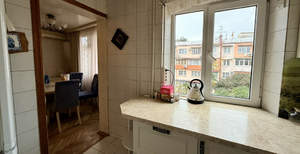 3-к квартира, вторичка, 56м2, 4/5 этаж