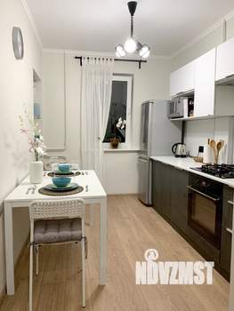 2-к квартира, вторичка, 64м2, 4/10 этаж