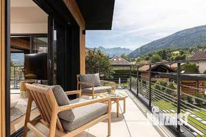 2-к квартира, вторичка, 56м2, 1/4 этаж