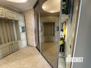 2-к квартира, вторичка, 84м2, 7/25 этаж