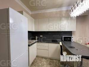 1-к квартира, вторичка, 52м2, 10/13 этаж