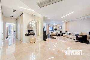 3-к квартира, вторичка, 100м2, 14/21 этаж