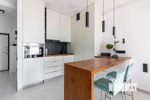 2-к квартира, вторичка, 123м2, 3/3 этаж