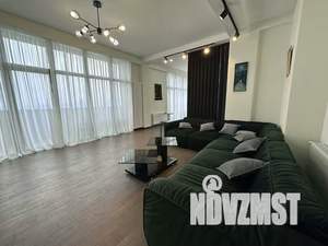 4-к квартира, вторичка, 160м2, 11/26 этаж