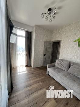 2-к квартира, вторичка, 30м2, 1/4 этаж