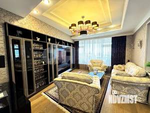 3-к квартира, вторичка, 200м2, 8/13 этаж