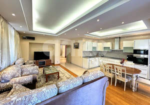 2-к квартира, вторичка, 137м2, 2/9 этаж