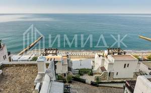 2-к квартира, вторичка, 70м2, 1/4 этаж
