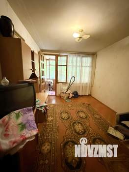 2-к квартира, вторичка, 47м2, 1/6 этаж