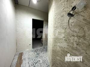 2-к квартира, вторичка, 43м2, 1/4 этаж