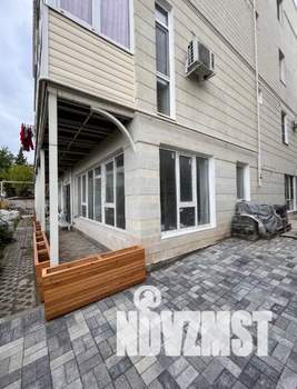 2-к квартира, вторичка, 61м2, 1/4 этаж