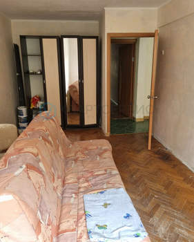 2-к квартира, вторичка, 49м2, 1/5 этаж