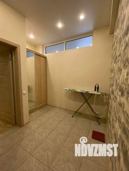 2-к квартира, вторичка, 56м2, 1/9 этаж