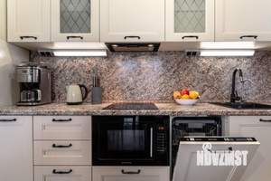 2-к квартира, вторичка, 93м2, 2/4 этаж