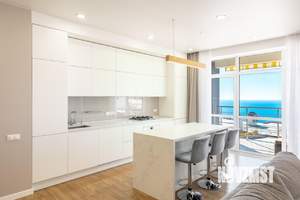 2-к квартира, вторичка, 80м2, 3/3 этаж