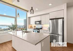 2-к квартира, вторичка, 55м2, 3/6 этаж