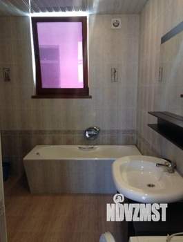 3-к квартира, вторичка, 98м2, 1/4 этаж