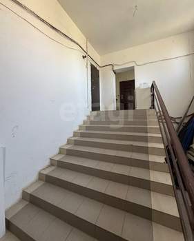 3-к квартира, вторичка, 80м2, 1/3 этаж