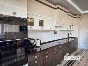 3-к квартира, вторичка, 150м2, 17/18 этаж