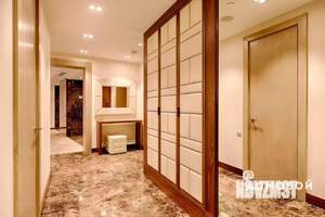 3-к квартира, вторичка, 135м2, 20/27 этаж