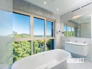 2-к квартира, вторичка, 90м2, 21/27 этаж