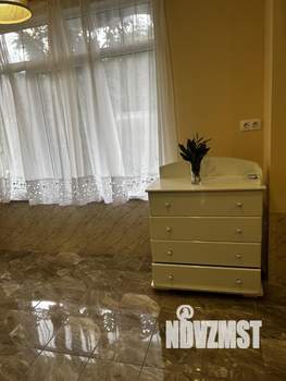 Студия квартира, вторичка, 32м2, 1/4 этаж