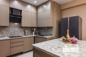 3-к квартира, вторичка, 100м2, 17/23 этаж